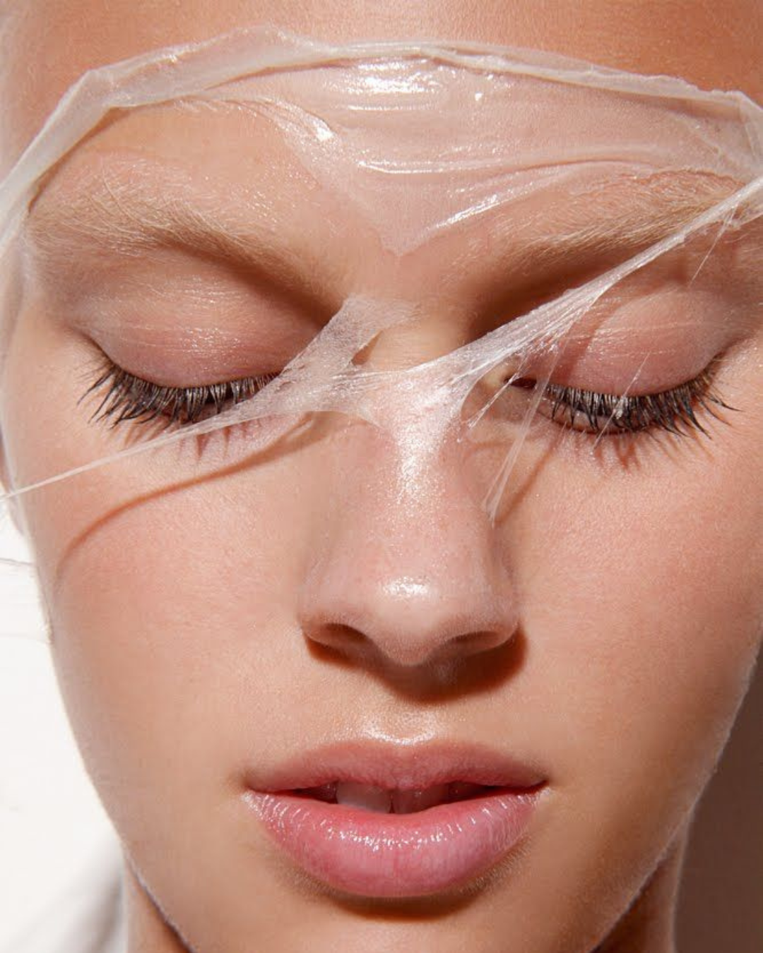 Peeling químico facial: tipos según profundidad, para qué piel funciona mejor y qué esperar