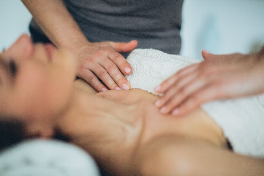 ¿Cómo rejuvenecer el rostro a los 50 años?