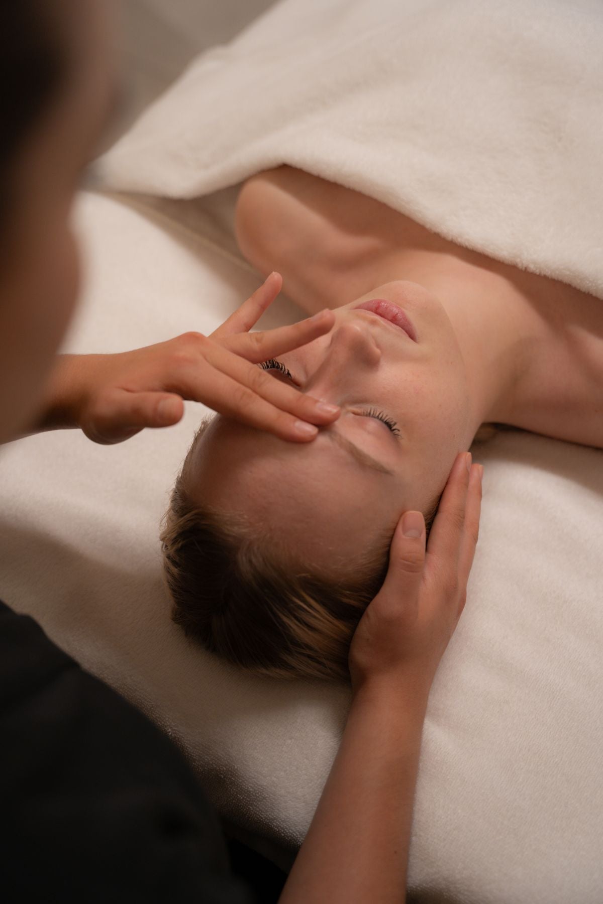 Bienestar Emocional: el impacto de la estética avanzada en tu salud mental.